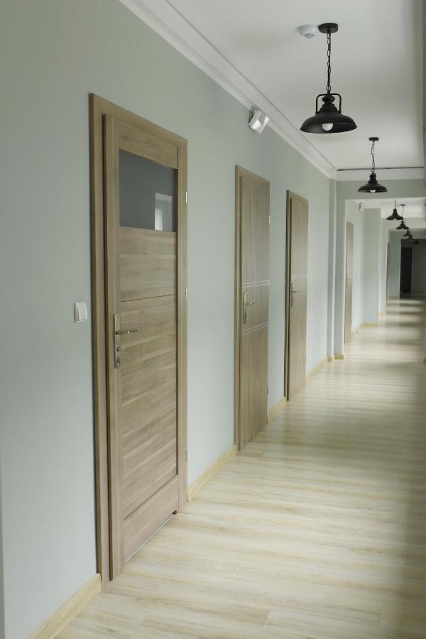 Hostel Helios Września Exteriör bild